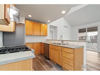 Photo #6: 983147 Listing 