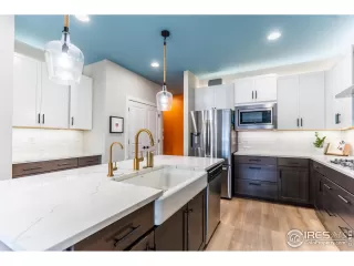 Photo #1: 983202 Listing