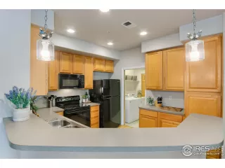 Photo #4: 983203 Listing