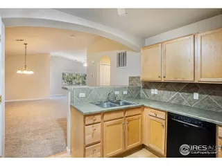 Photo #4: 983214 Listing