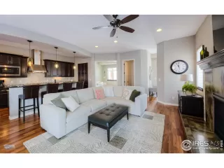 Photo #5: 983228 Listing 