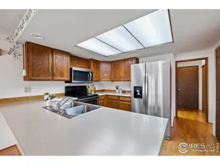 Photo #4: 983267 Listing