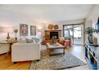 Photo #2: 983271 Listing