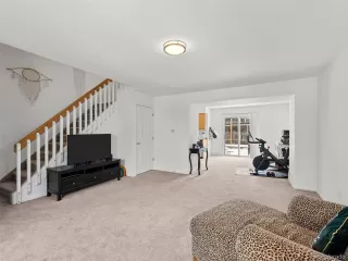 Photo #4: 9832712 Listing