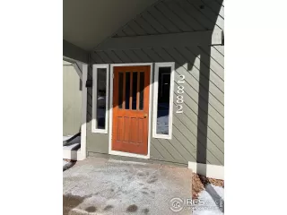 Photo #2: 983365 Listing