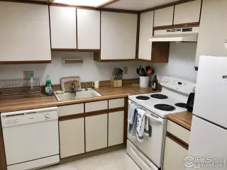 Photo #3: 983365 Listing