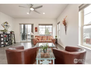 Photo #4: 983403 Listing