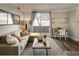 Photo #4: 983415 Listing