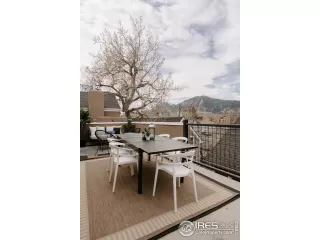 Photo #5: 983451 Listing