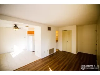 Photo #2: 983474 Listing