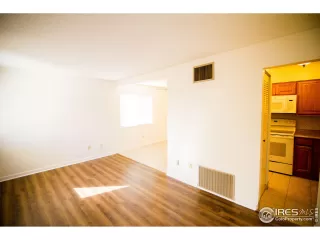 Photo #3: 983474 Listing