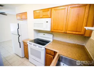 Photo #5: 983474 Listing