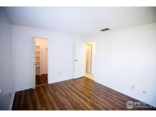 Photo #6: 983474 Listing