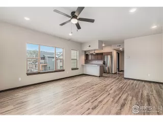 Photo #4: 983480 Listing