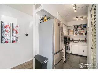 Photo #2: 983498 Listing