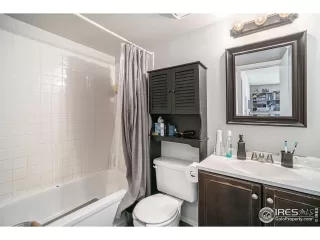 Photo #5: 983498 Listing