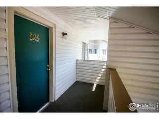 Photo #2: 983512 Listing