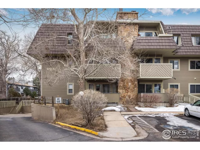 MLS: 983546 Condo For Sale