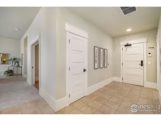 Photo #3: 983555 Listing