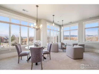 Photo #5: 983555 Listing