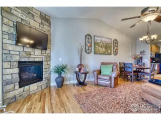 Photo #6: 983567 Listing