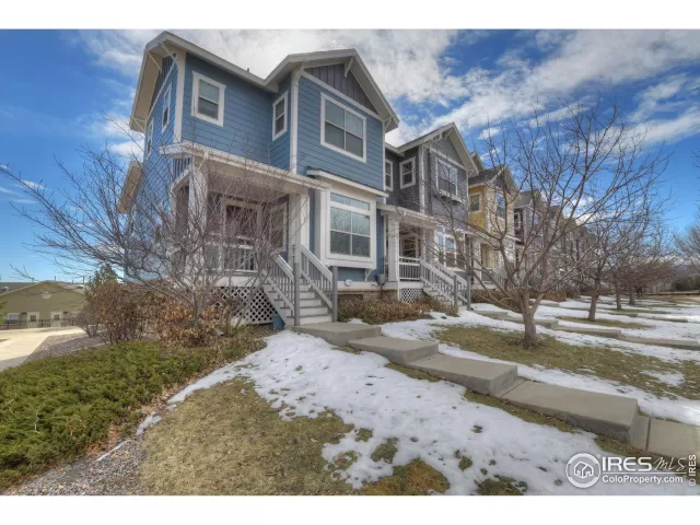 MLS: 983614 Condo For Sale