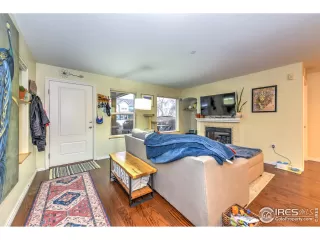 Photo #2: 983632 Listing