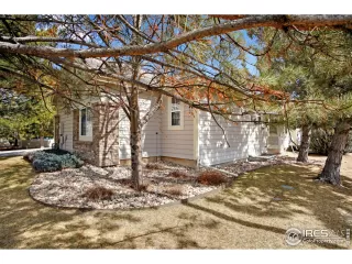 Photo #4: 983638 Listing