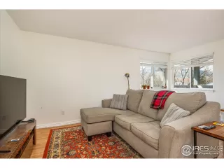 Photo #5: 983647 Listing 