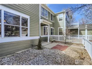 Photo #2: 983708 Listing