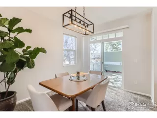 Photo #5: 983708 Listing