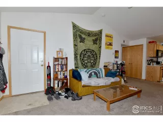 Photo #5: 983725 Listing