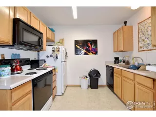 Photo #6: 983725 Listing