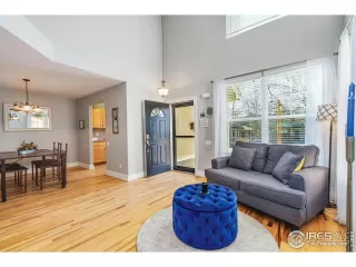 Photo #5: 983768 Listing