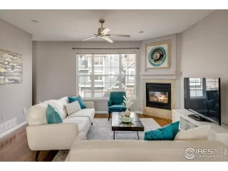 Photo #6: 983858 Listing