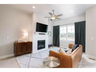 Photo #2: 983863 Listing