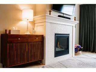 Photo #4: 983863 Listing