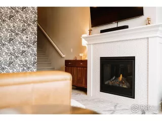 Photo #6: 983863 Listing