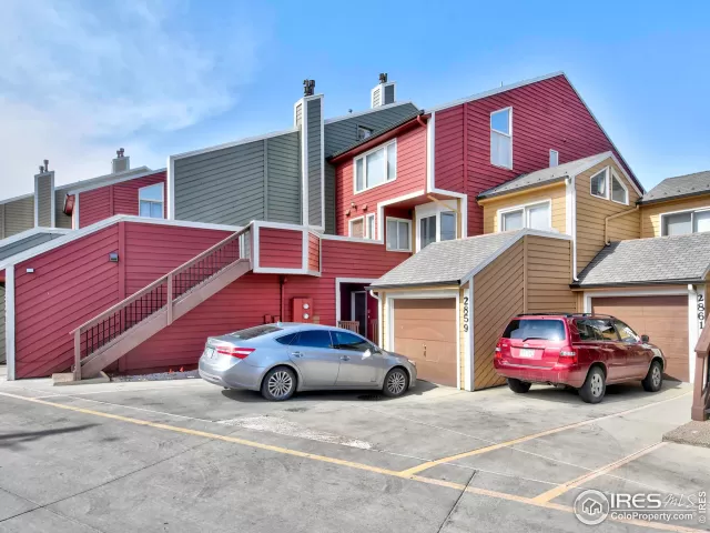 MLS: 983877 Condo For Sale