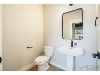 Photo #6: 983899 Listing