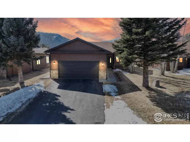 MLS: 983922 Condo For Sale