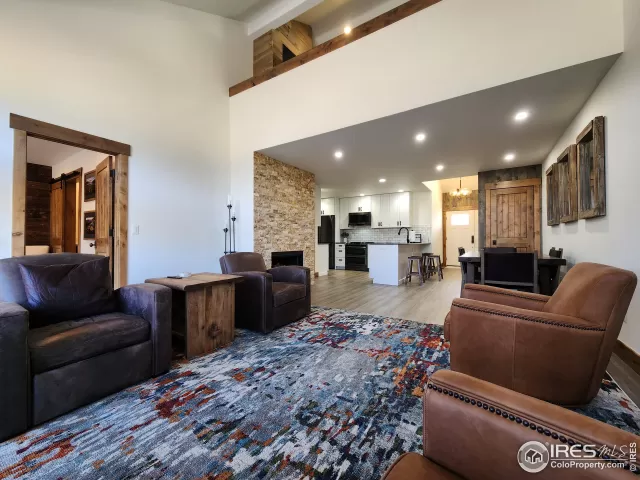 MLS: 983960 Condo For Sale