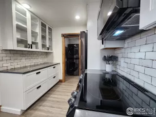 Photo #4: 983960 Listing