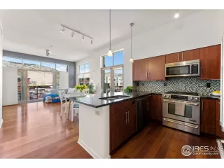 Photo #5: 983963 Listing 