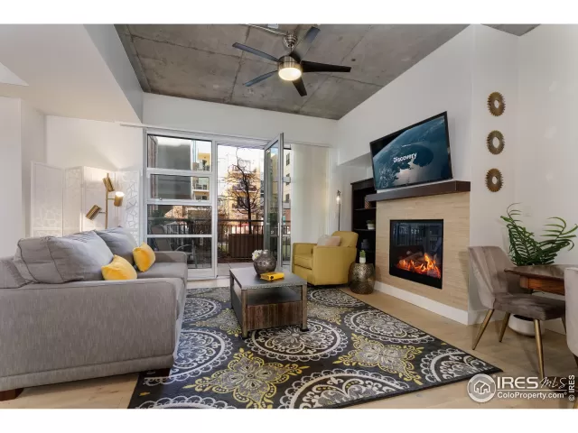 MLS: 984018 Condo For Sale