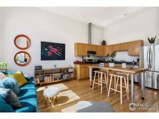 Photo #3: 984024 Listing 