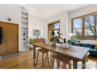 Photo #5: 984024 Listing 