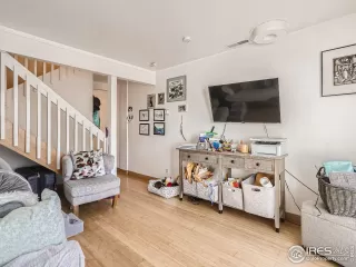 Photo #3: 984041 Listing