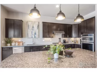 Photo #6: 984060 Listing