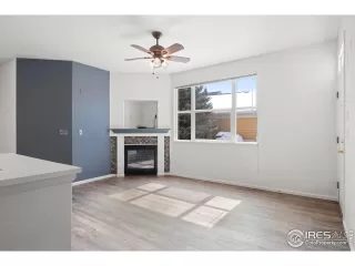 Photo #4: 984070 Listing